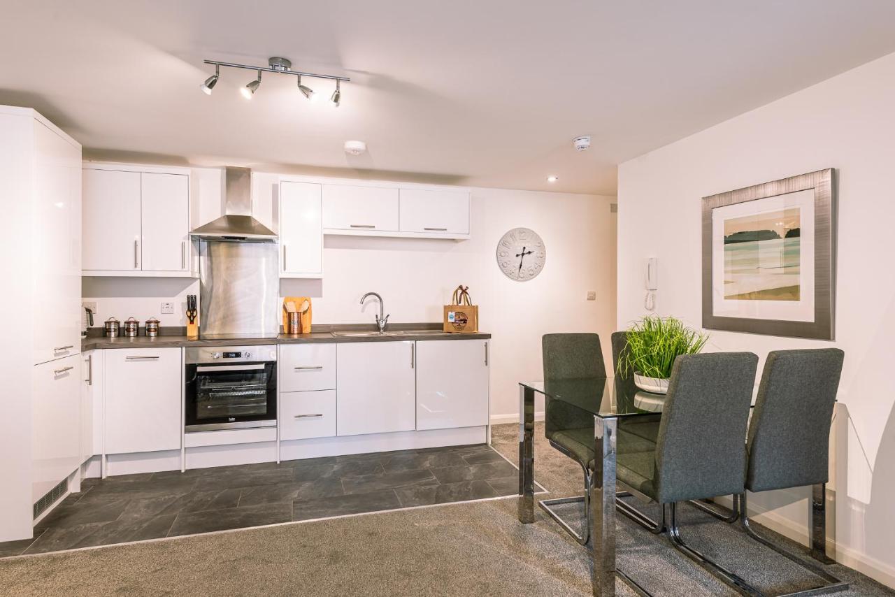 2 Bed Boutique With Free Parking